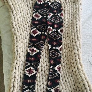 Really soft Aztec leggings